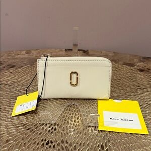 Marc Jacobs Top-Zip Leather Wallet